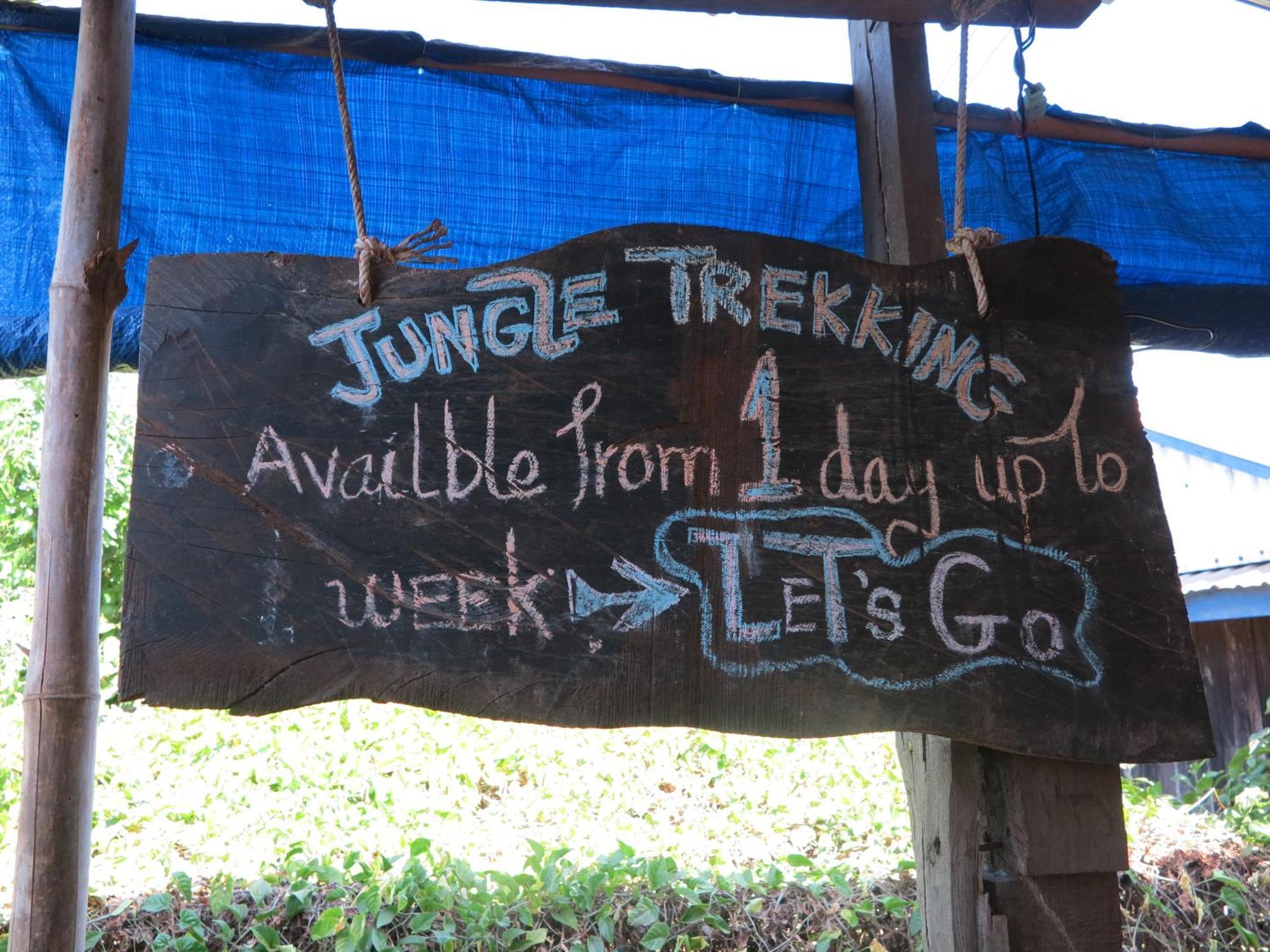 Ratanakiri Homestay & Jungle Trek Banlung Esterno foto