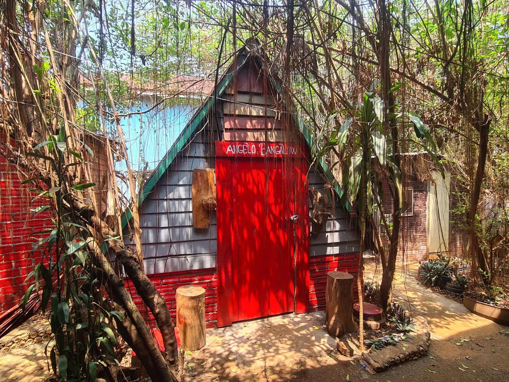 Ratanakiri Homestay & Jungle Trek Banlung Esterno foto