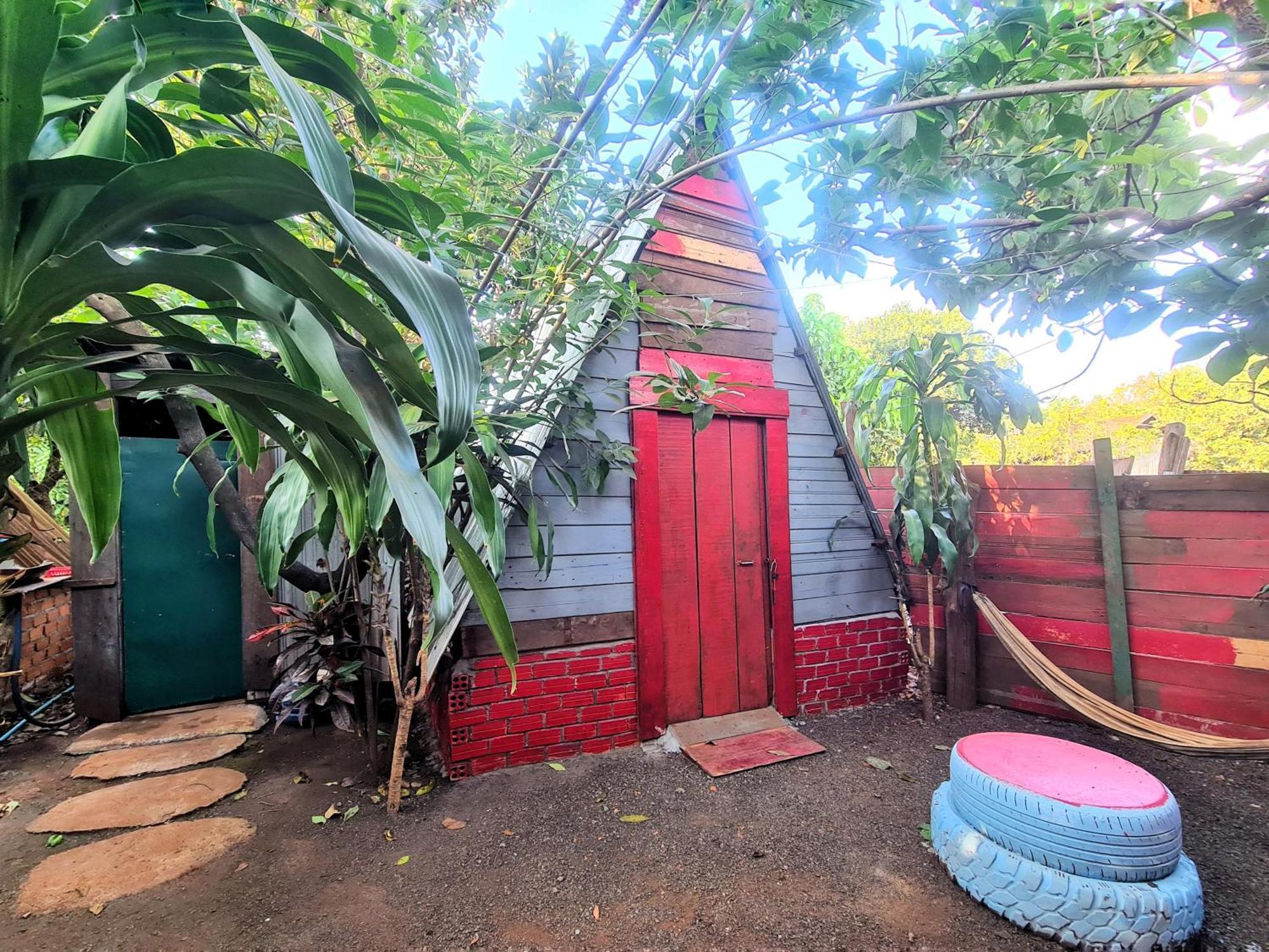 Ratanakiri Homestay & Jungle Trek Banlung Esterno foto